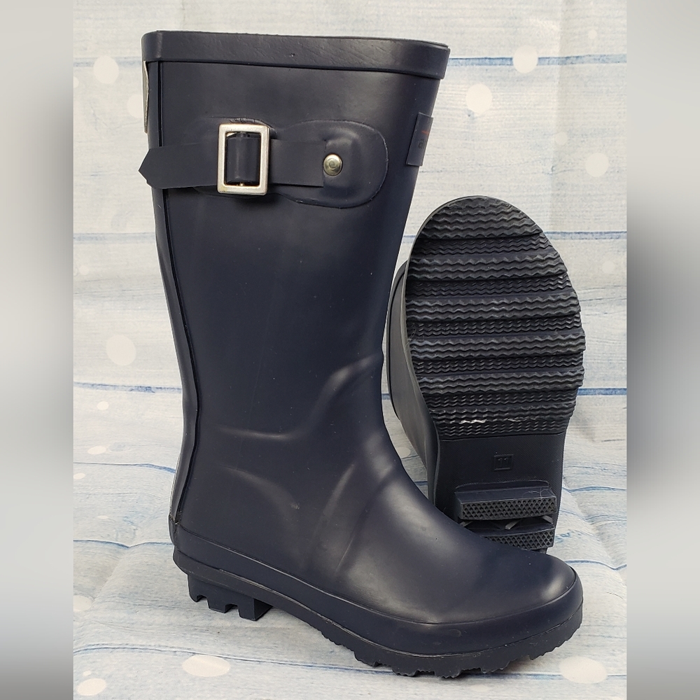 New ArctiV8 Girls rubber boots sz 11
